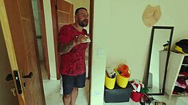 Novinha carioca couple fucks outdoors on the beach with a big cock