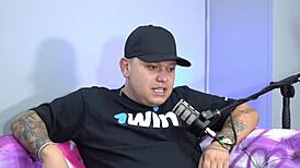 I'm in Sara Films Podcast with Karen Sleent, that rubia caliente chick