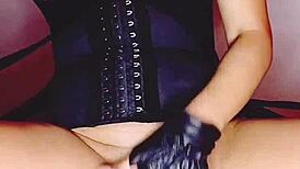 Beautiful hot bluee squirts in exhibitionist softcore scene