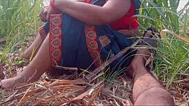 Yo, this Desi hot wife’s outdoor sex video is real and raw! 🌿