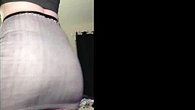 sexy fat ass sways in fishnets for steamy close-up tease