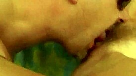 She moaned loud for two cocks banging her pussy outdoors 😍