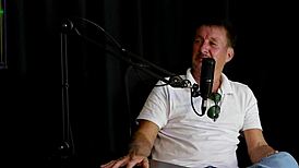 O Cu E Uma Fruta Gostosa Gosta De Bater Assistiu O Filme Da Filha O Neto Poderia Trabalhar De Outras Maneiras E O Fetiche E A Loucura - Carlos Urach Watch On Sheer Red