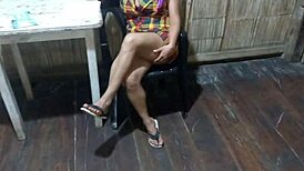 sexy madrastra se viste de trabajadora con encantos sexuales porno real casero de madrastra arrecha tocandose vagina y tetas el rancho de su casa