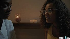 Ana Foxxx and Scarlit Scandal eat pussies together