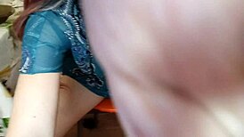 i's showin' my body and masturbatin' closeup