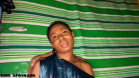 Yo, gentle Dovee, show us how you play with that dildo in casting