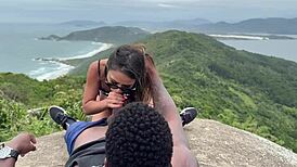 exibicionismo, fucking the slut outdoors bareback, filling her pussy with cum