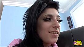 Bratty lesbians kiss and finger nerdy girl in pussy eating threesome