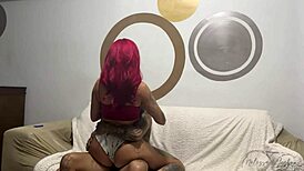 MINHA MADRasta FODE com TODOS meus AMIGOS e sempre LIBERA o CUZINHO que PUTA SAFADA essa MILF