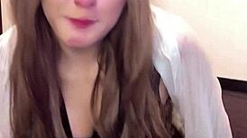 crossdressing beauty masturbating live in personal video stream
