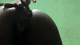 Can your tight ass clap during fingering