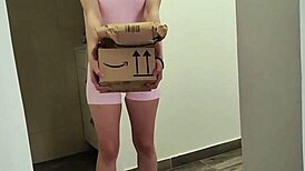 mi novio’s polla contra un coño de juguete y mi boca caliente