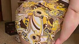 joan day flaunts her curvy big ass in see through leggings 😍