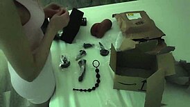 mi novio’s polla contra un coño de juguete y mi boca caliente