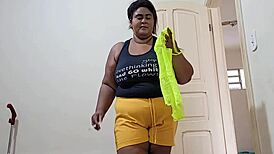 i can't believe my madrasta got fucked by me while trying on clothes