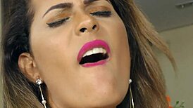 Tranny Bella Atrix cum sprayed after riding