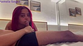 novinha peituda sendo arrebentada de quatro sofre na rola enorme do cliente