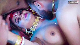 बेसी इंडियन वाइफ चार हस्बैंड्स के साथ फर्स्ट गैंगबैंग सुहागरात का सामना करती है