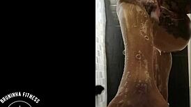 The cute cavala girl removes pubic hair in shower