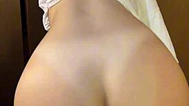 Experienced Couple Enjoys Lap Dance