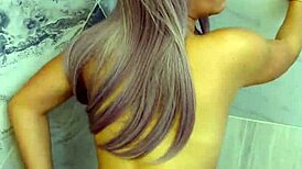 I Couldn’t Hold Back from My Thick Ass Horny Stepsister.