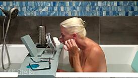 Bathing with Stella E01 for Pussy and Body Shaving