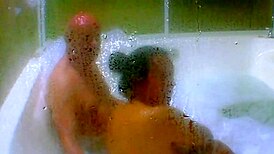 wanna see cum splash in my jacuzzi with agarabas?