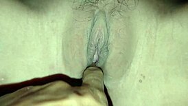 Pretty Tight Pussy Gets Wet in Amateur Scene