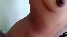 sexy african kenyan milf flaunts juicy tits on cam! 😍