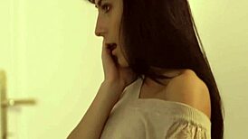 Young Girl Rides On Schlong In Seduction Scene