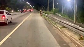 Hey, esposa gets followed and bangs the follower hard! 😲