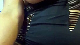 Discussing verification with big-ass latina milf 😏