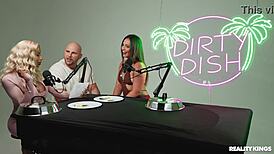 Dirty Dish Kelsi Monroe Facial