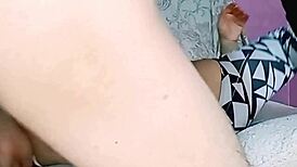 Hot Couple Enjoys Homemade Quickie Session