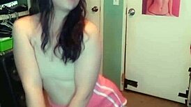 Catherine Grey Twerks Her Big Ass On Snapchat