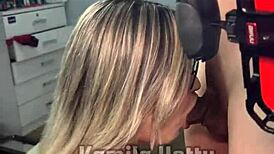 I visited my boyfriend's friend, and the old housewife licked me in a group cuckold scene.