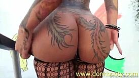 Bella Bellz Showcases Her Big Ass in Detailed Scenes of Ass Worship and Play