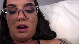 anal free use gamer girlfriend squirts and gets facial 😈