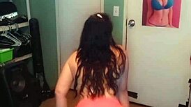 Catherine Grey Twerks Her Big Ass On Snapchat