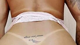 cheguei do trabalho cheio de tesao e fodi minha mulher na cozinha