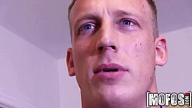 Newly weds create sexy tape with cock sucking in nylon leggings pov