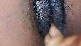 En-chan Boldly Teaches Three Fingers Technique in Part 2