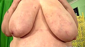 Plump woman uses toys on her big ass to achieve orgasm