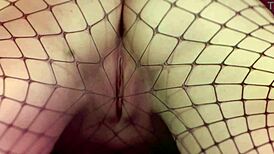 Gigi Breeze Shows Dick Sucking Skills.