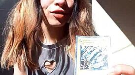 Bonneyuwu feels excited showing her body with cards