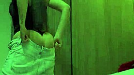 chica desconocida espiada en ropa interior leggin big tits big ass latina 😏 hidden cam voyeur spying