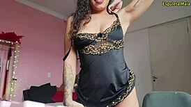 brasileira gostosa bricando e se excitando pela manha