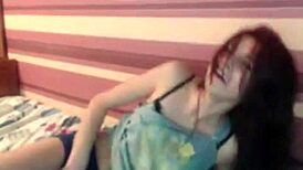 Arinawild reaches hardcore orgasm on webcam