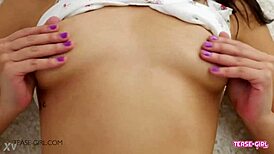 petite teen shows perfect body in casting